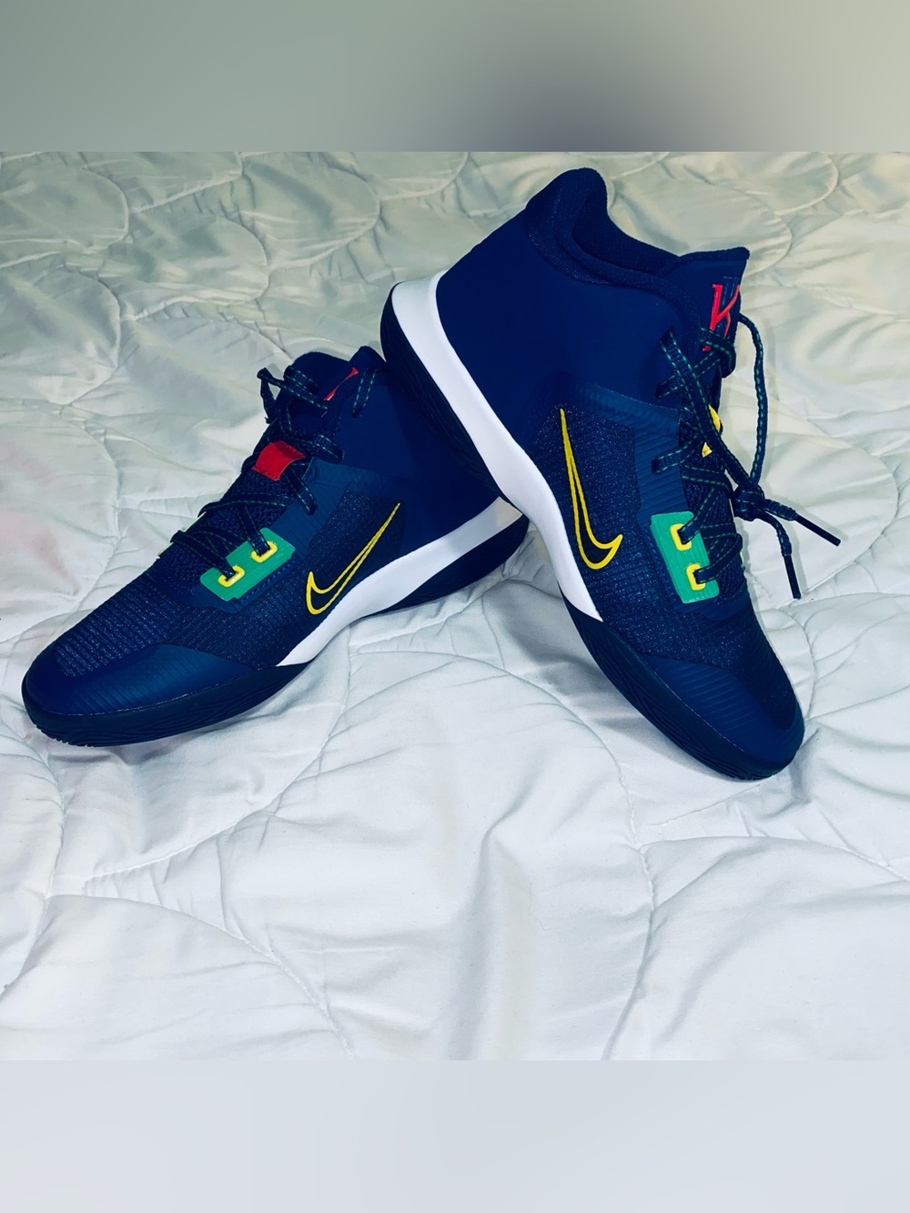 6Y Nike Kyrie Flytrap Dark Blue Basketball Sneakers with Yellow and Green Accent